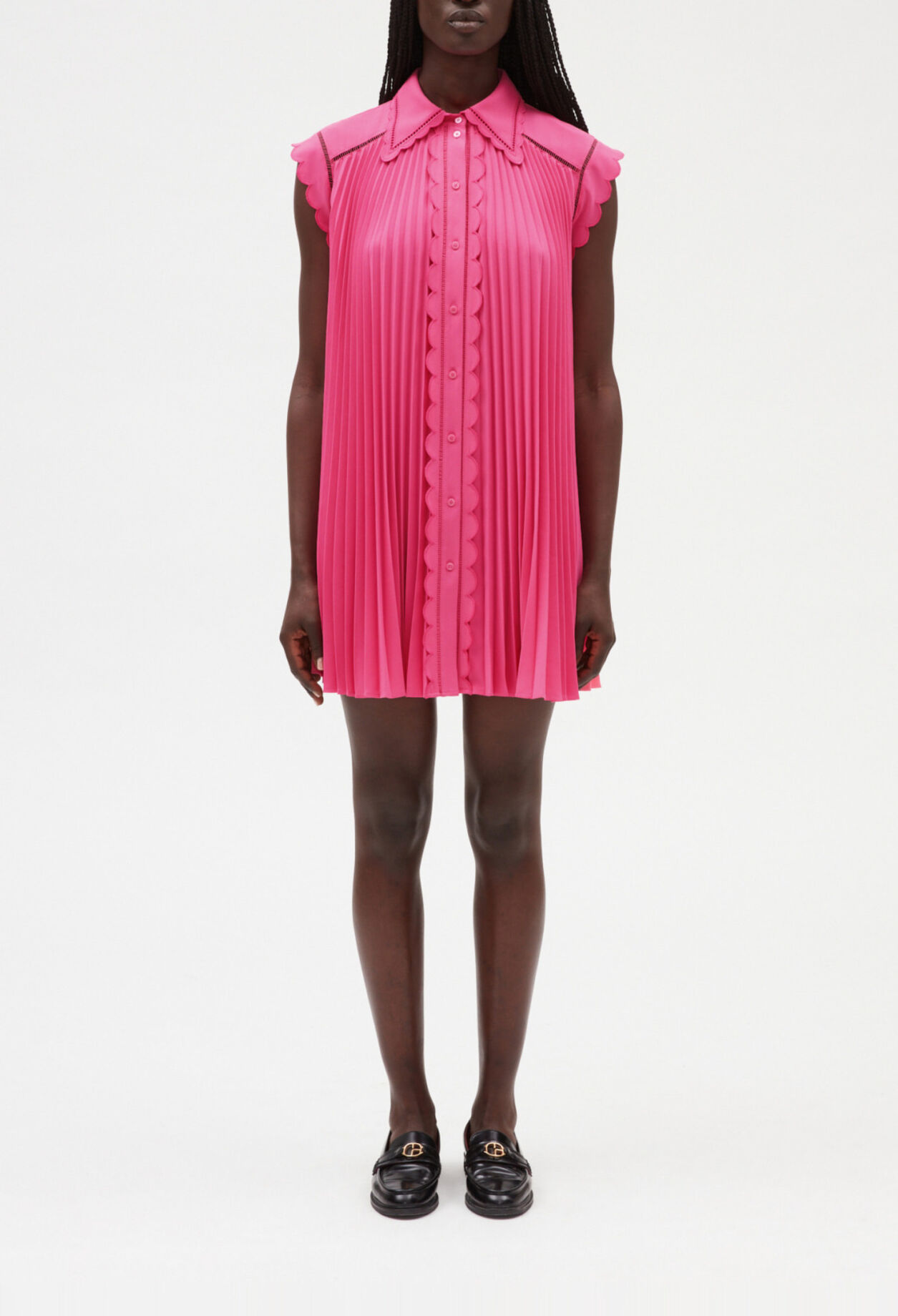 Kurzes plissiertes Kleid