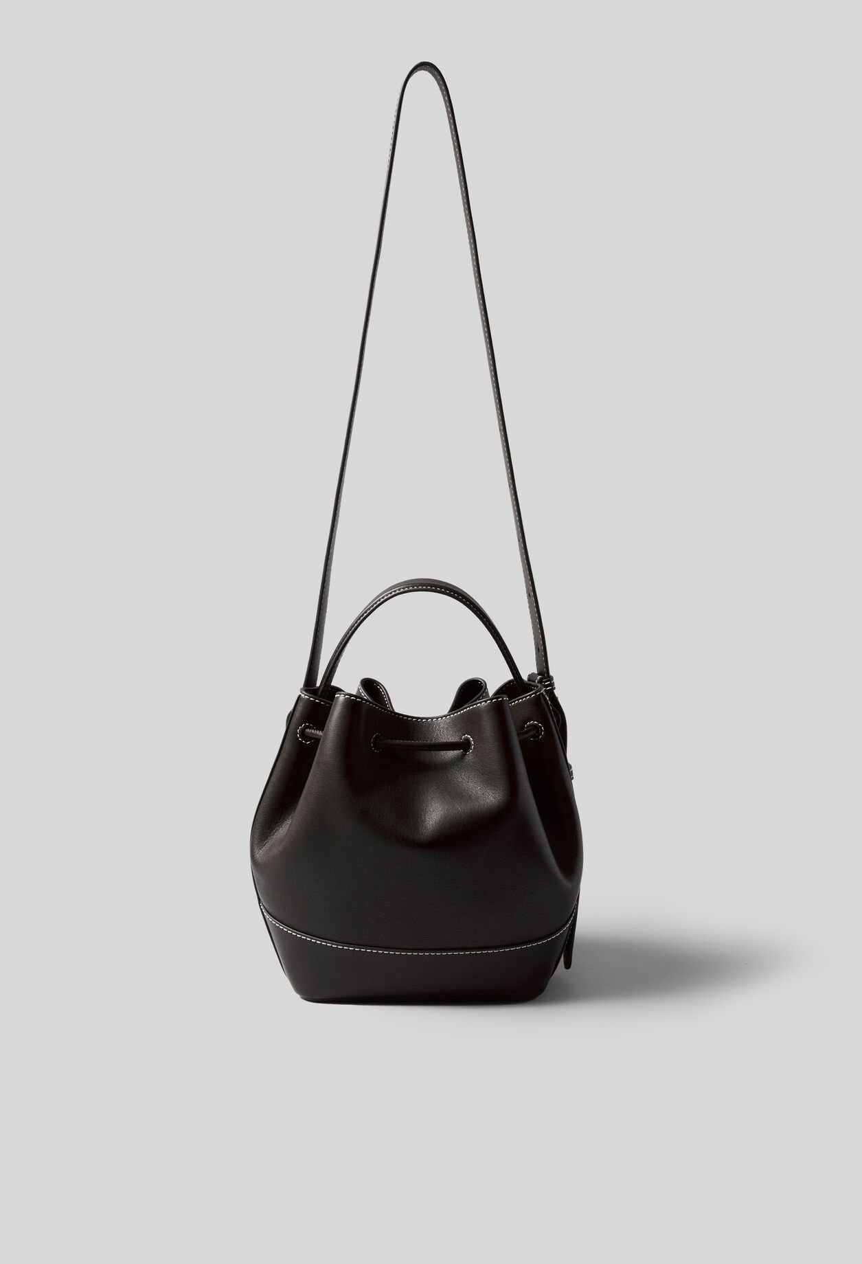 Ledertasche in Beutelform