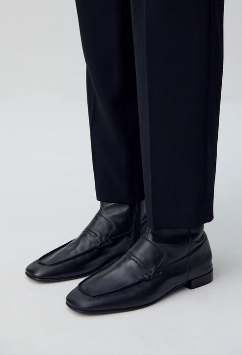 Mokassin-Stiefeletten aus Leder
