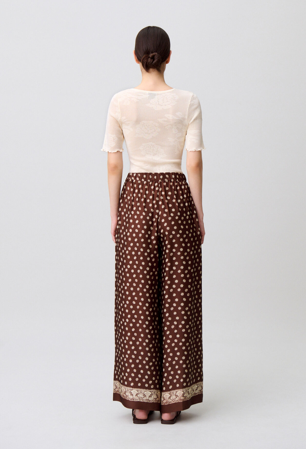 Flie&szlig;ende Hose mit Print