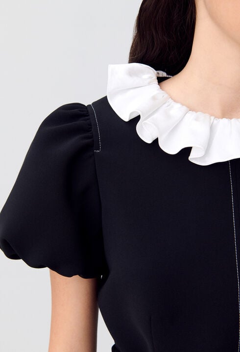 Kurzes Kleid mit Kragen