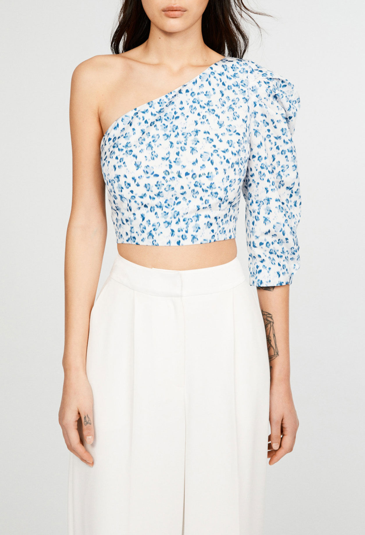 Asymmetrische Bluse