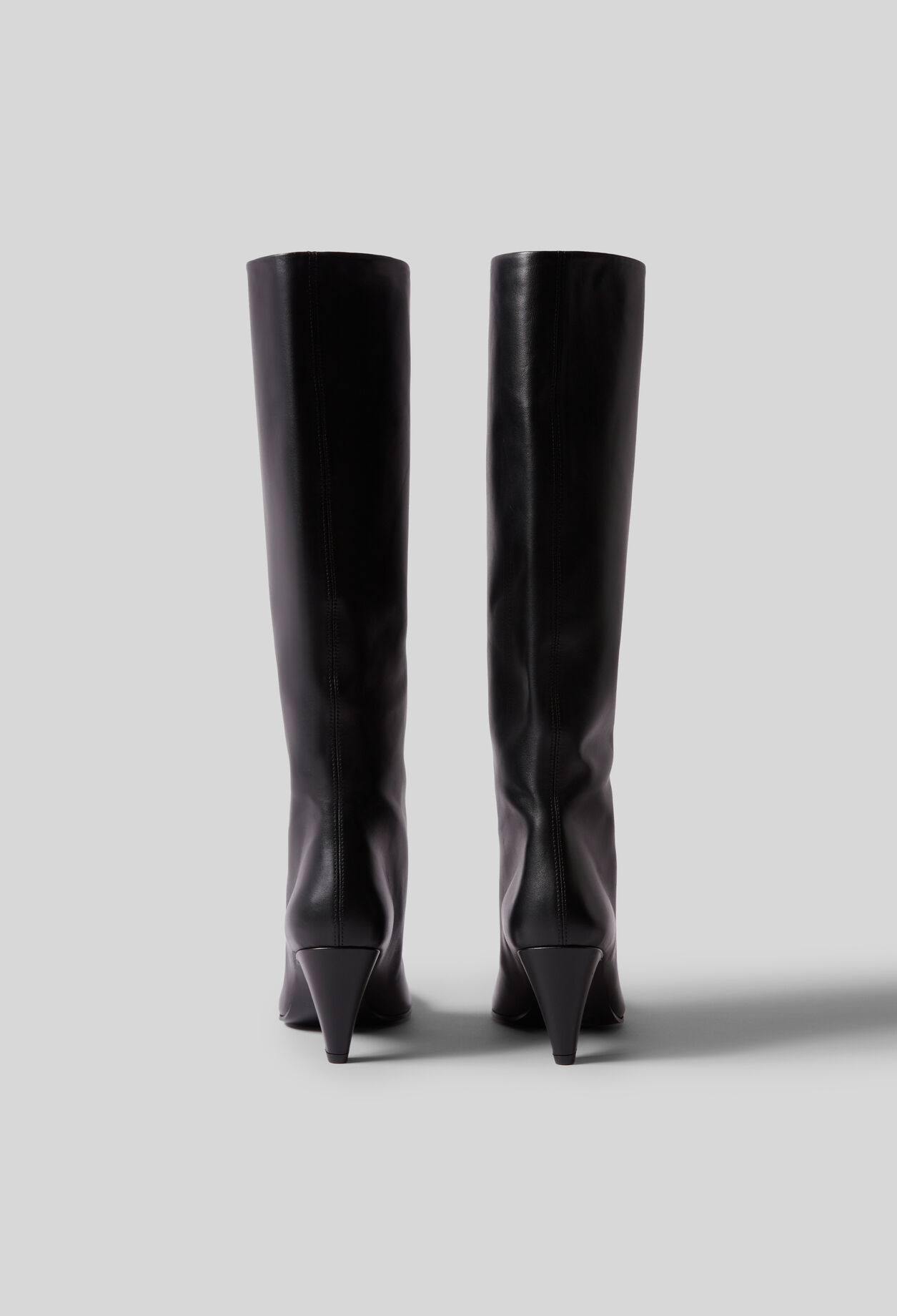 Hohe Lederstiefel