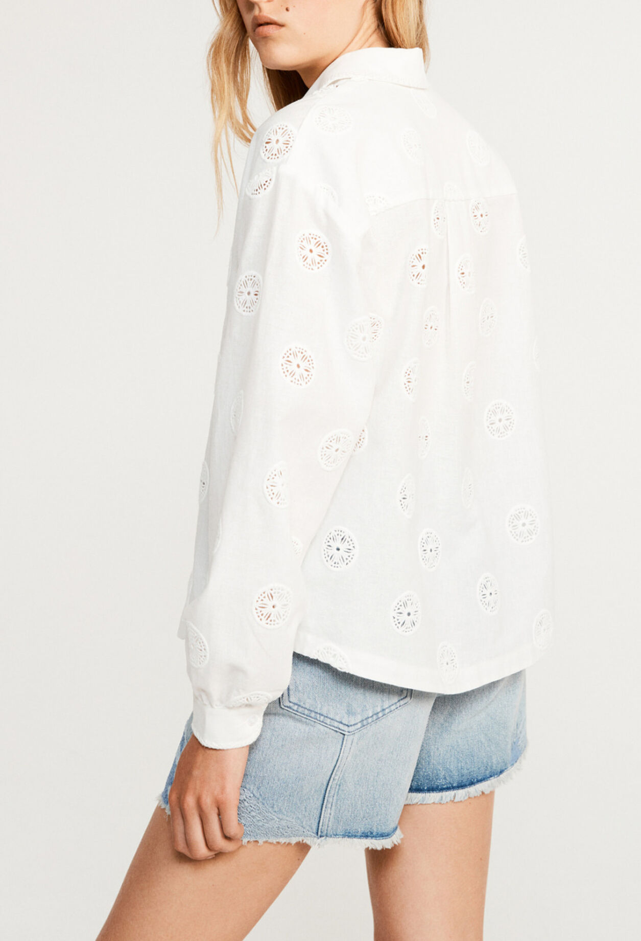 Bluse mit Polokragen und langen Ärmeln
