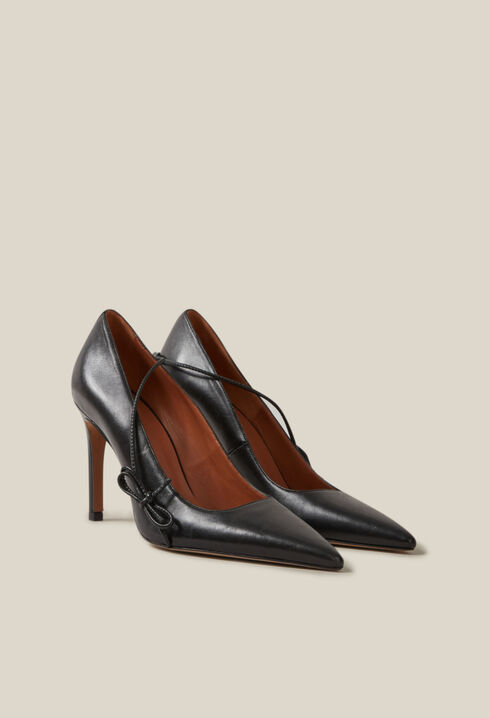 Schwarze Leder-Pumps