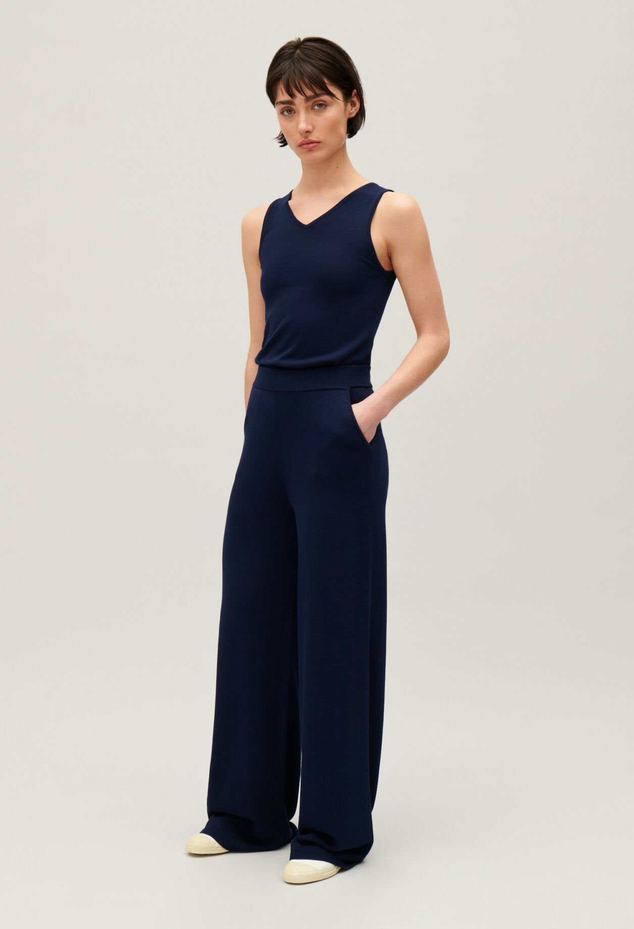 Fließende Strickhose