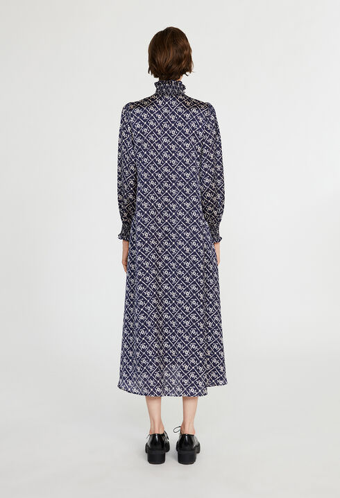Kleid mit Stehkragen