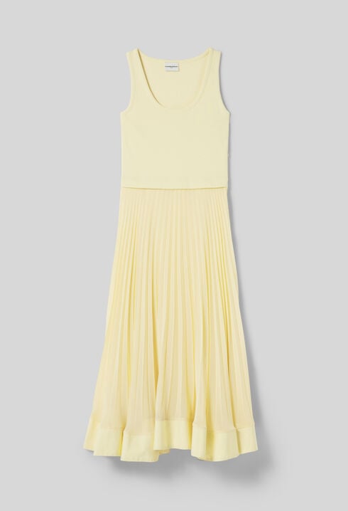 Langes Trompe-l'œil-Kleid