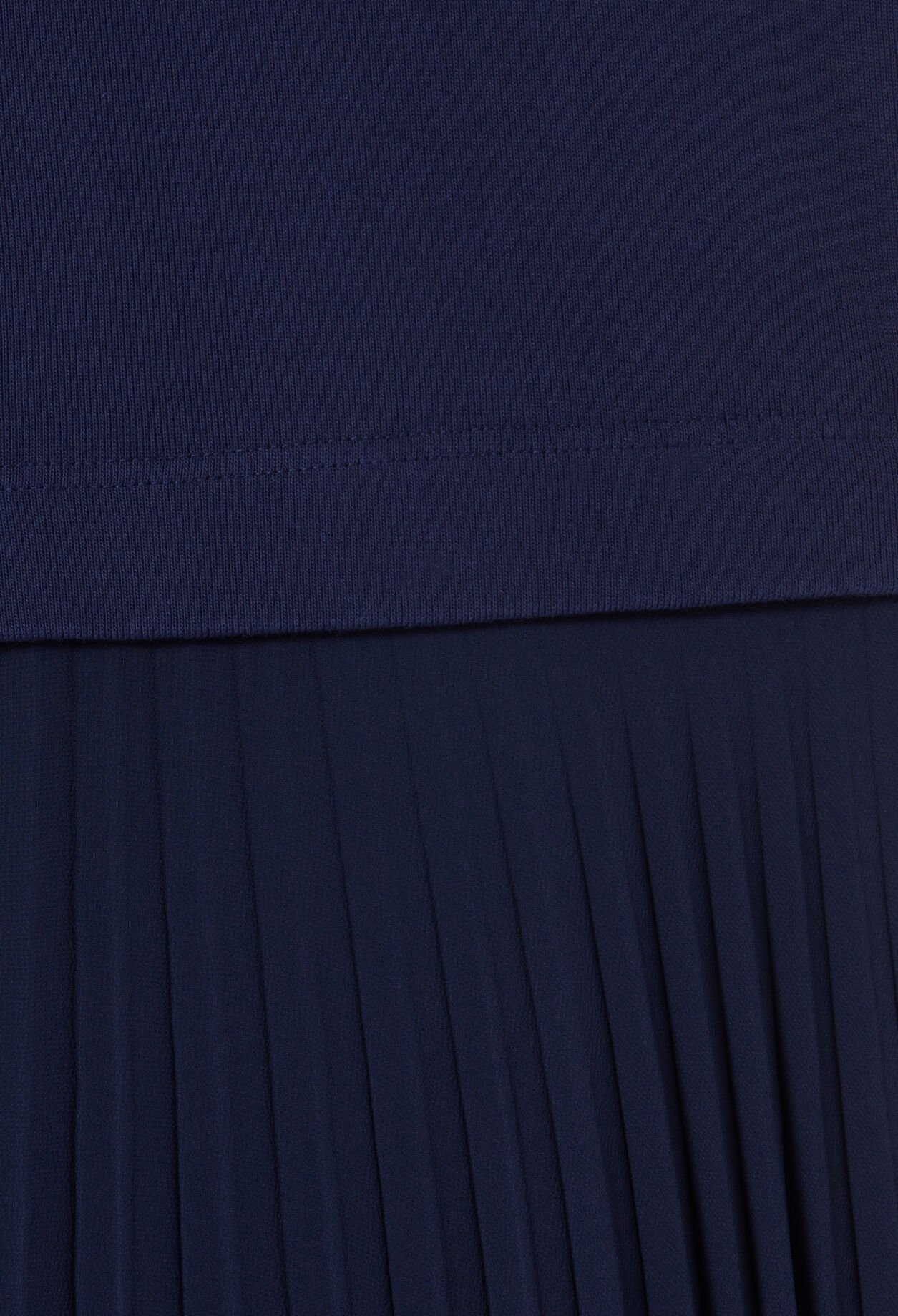 Langes Trompe-l'œil-Kleid