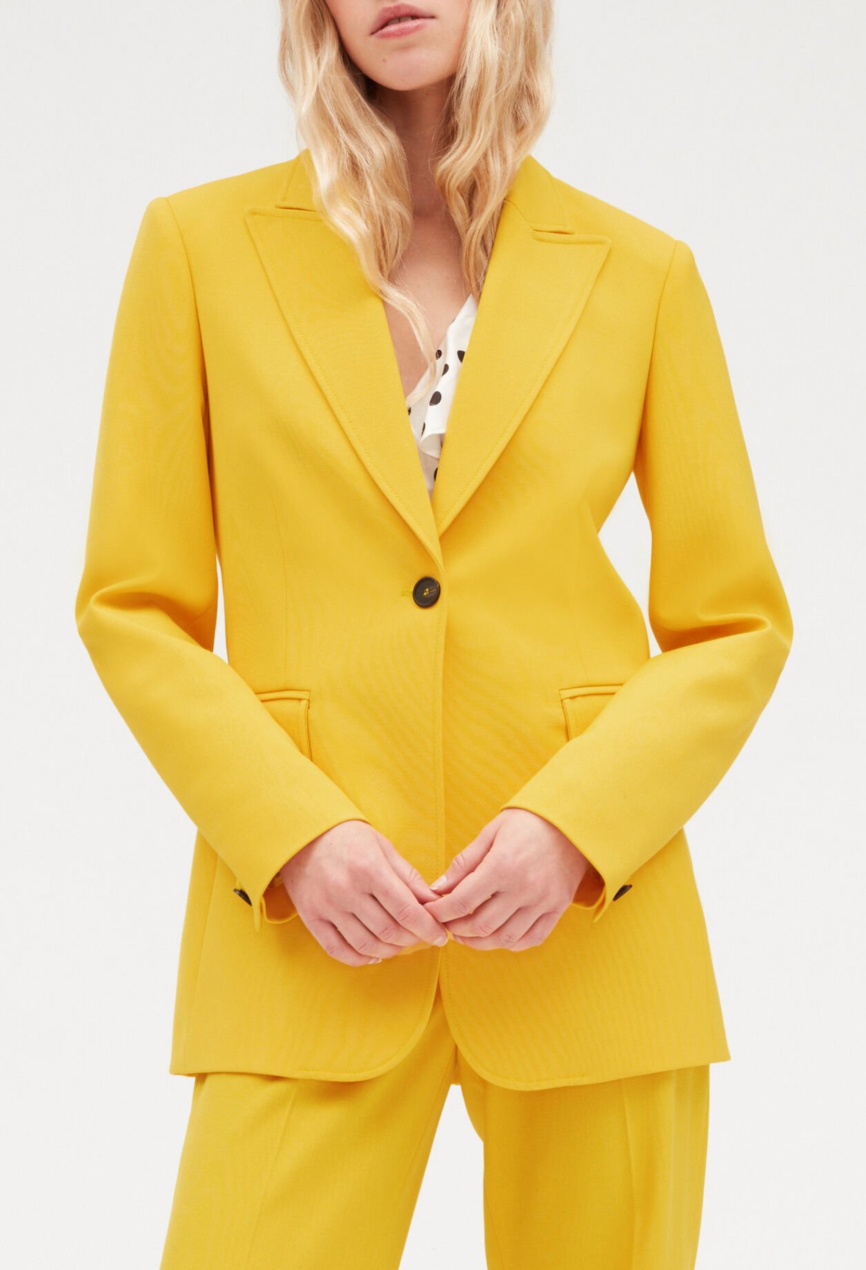 Kostümjacke, figurbetont