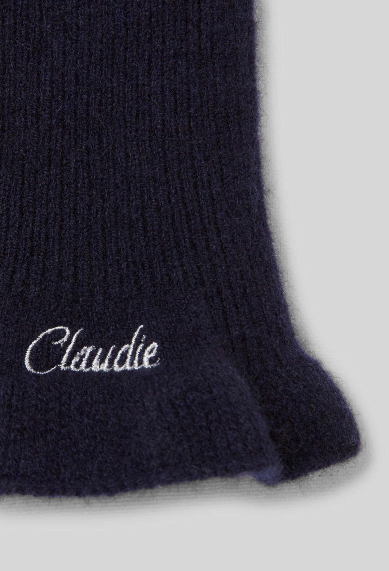 Bestickte Strickhandschuhe