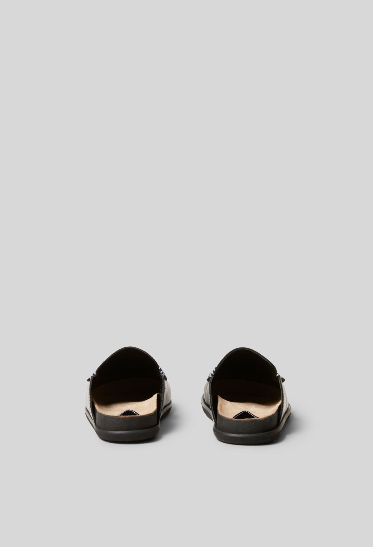 Mules aus glattem Leder