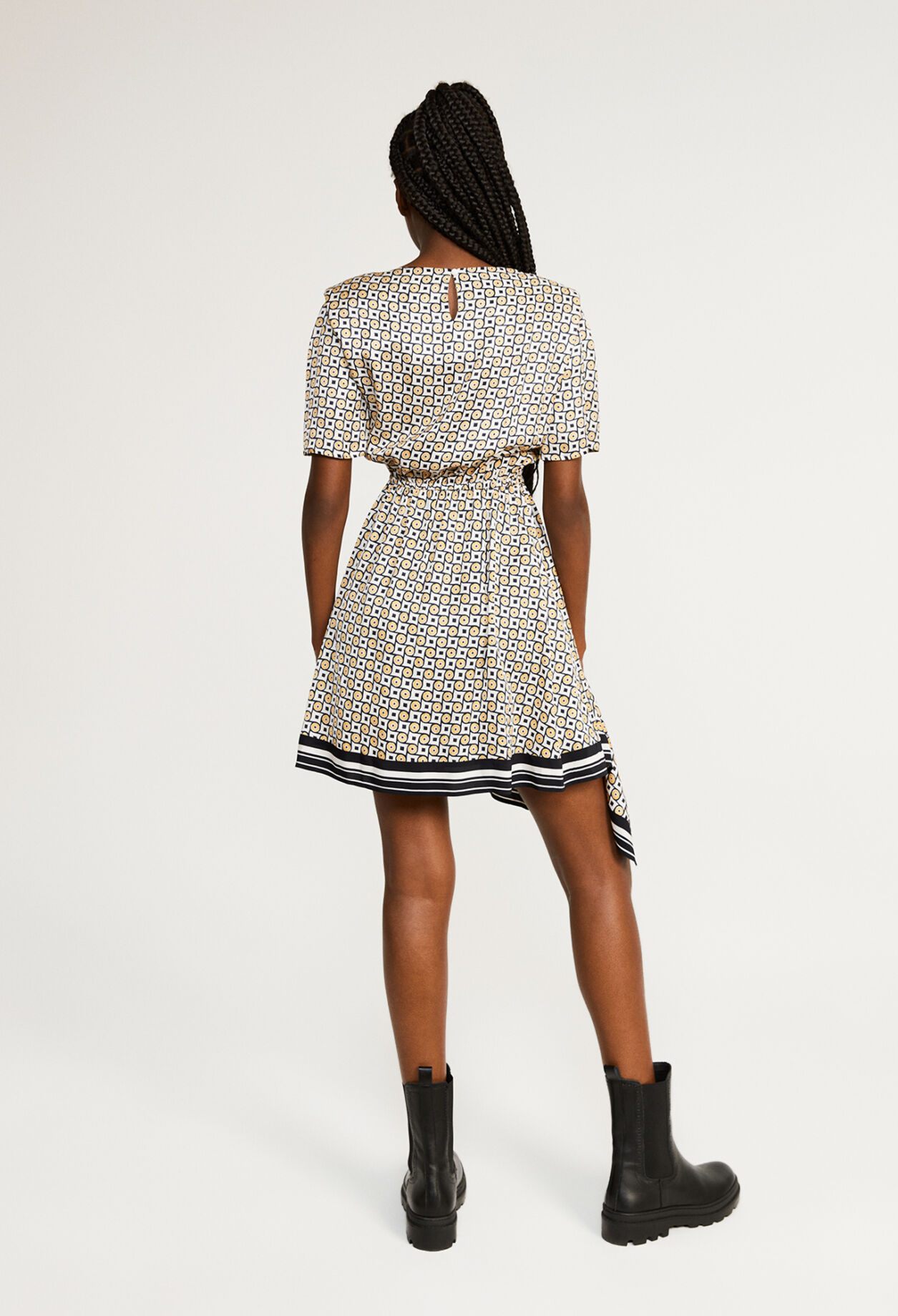 Kurzes Kleid
