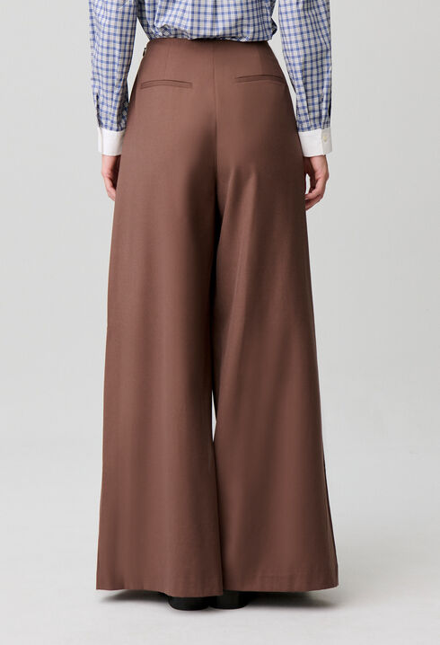 Weite Hose mit geradem Schnitt