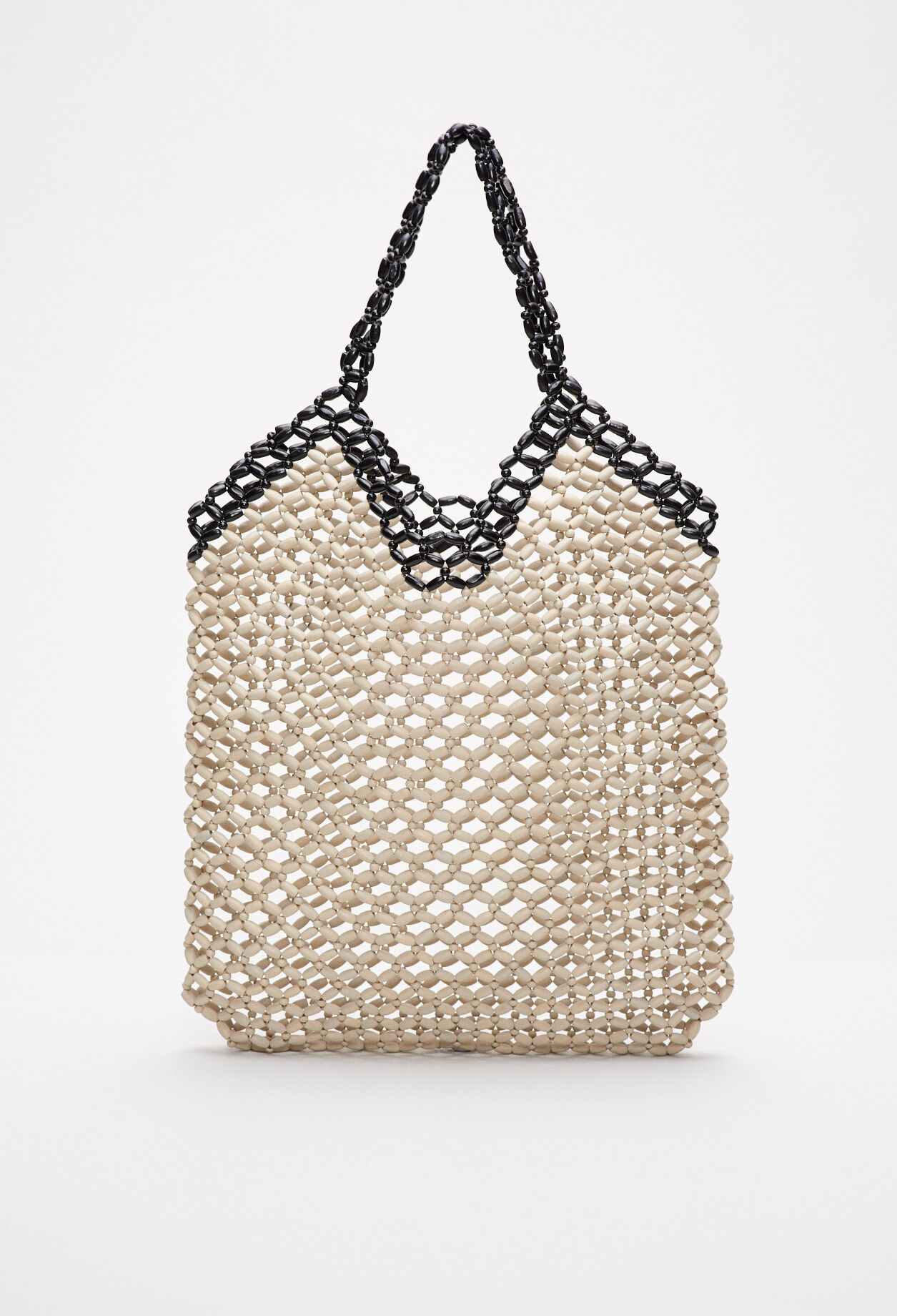 Tasche aus Holzperlen