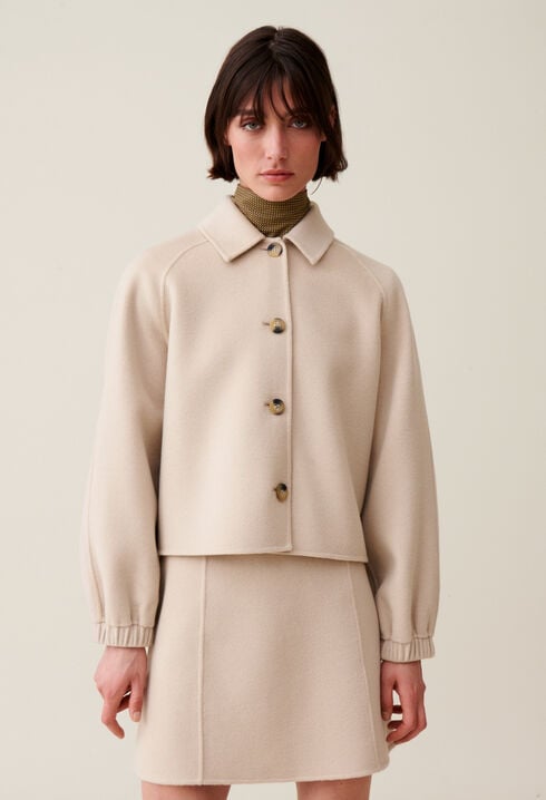 Kurze Jacke mit Hemdkragen