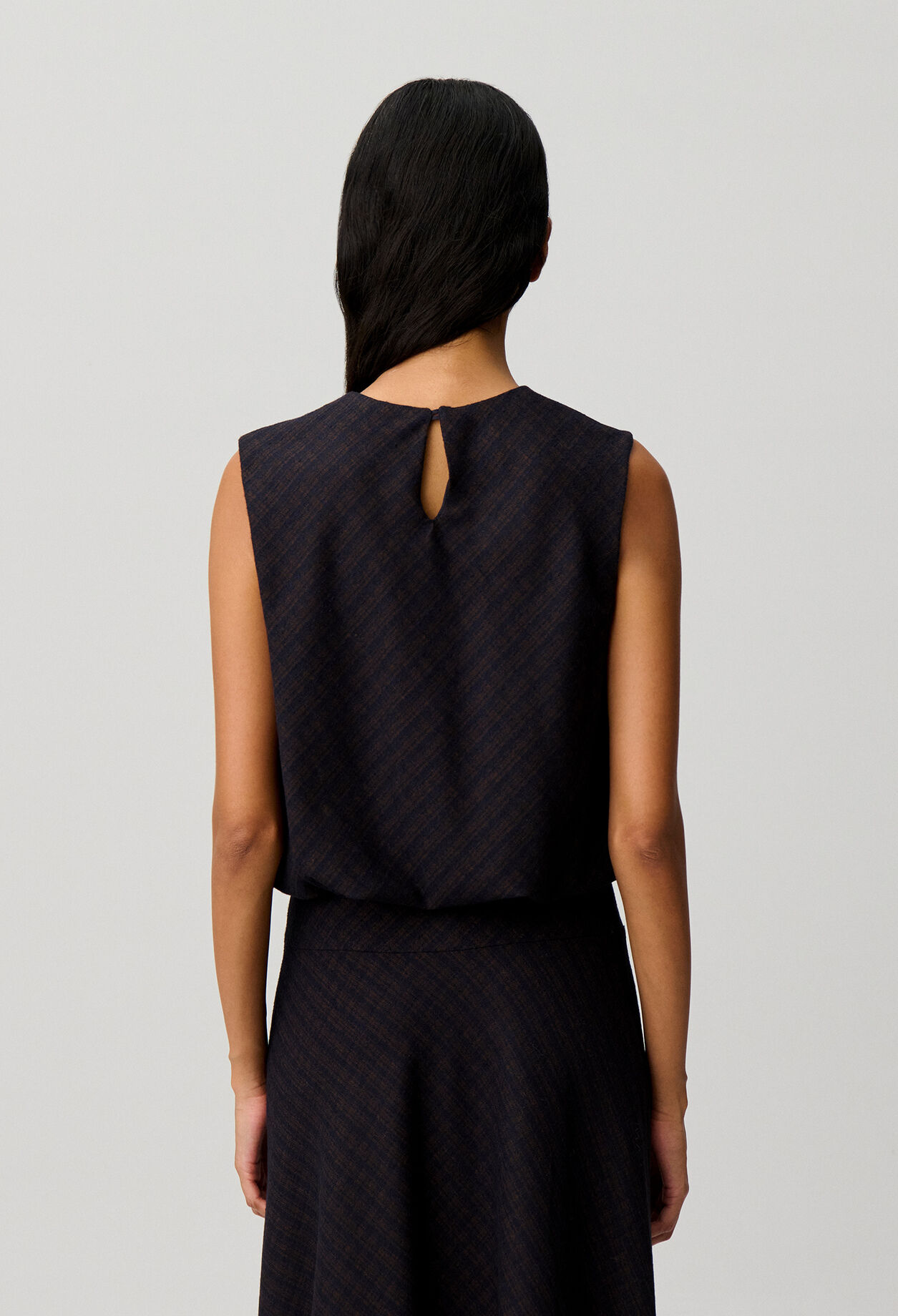 Kurzes blusiges Top