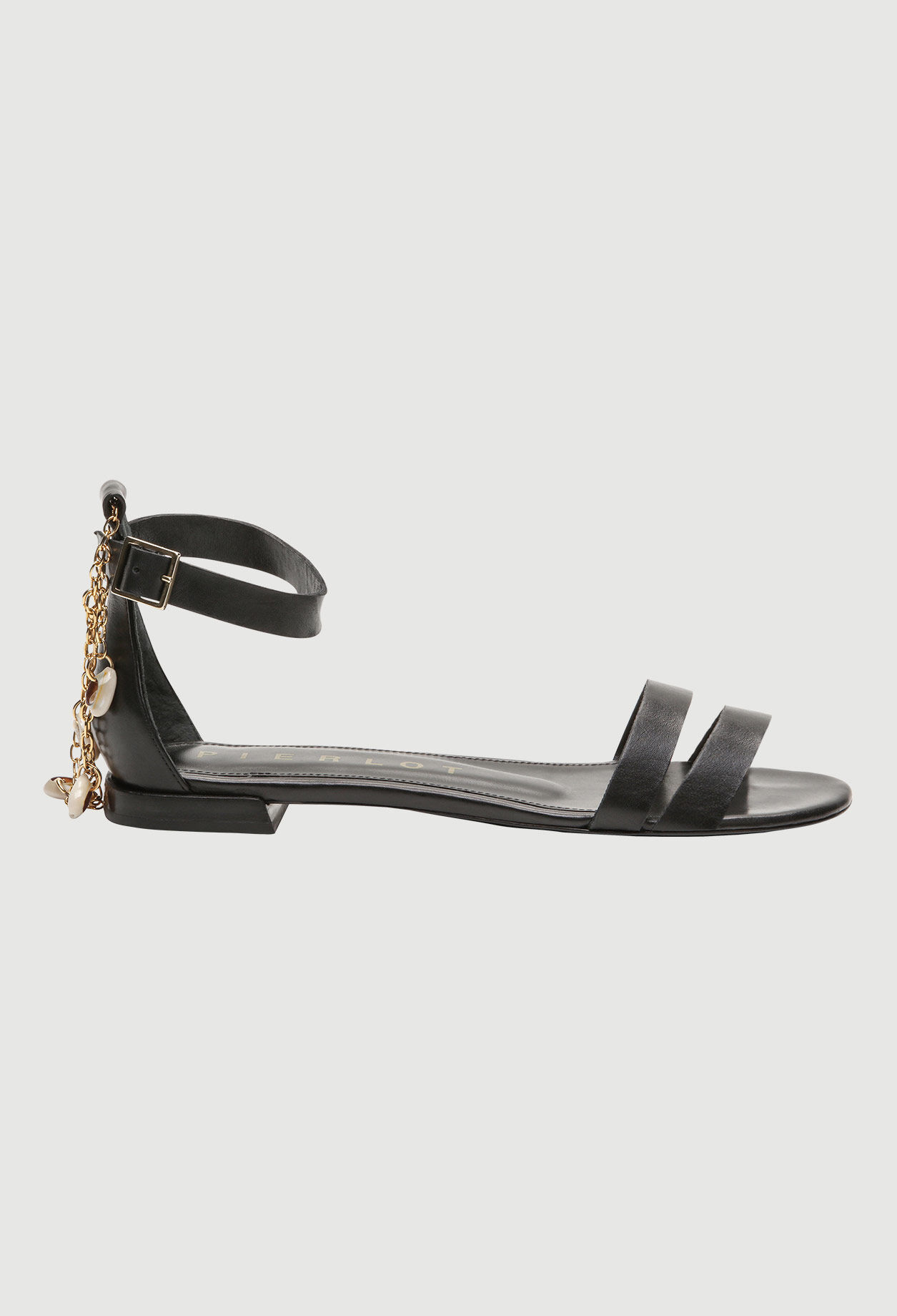 Sandalen mit Metallkette