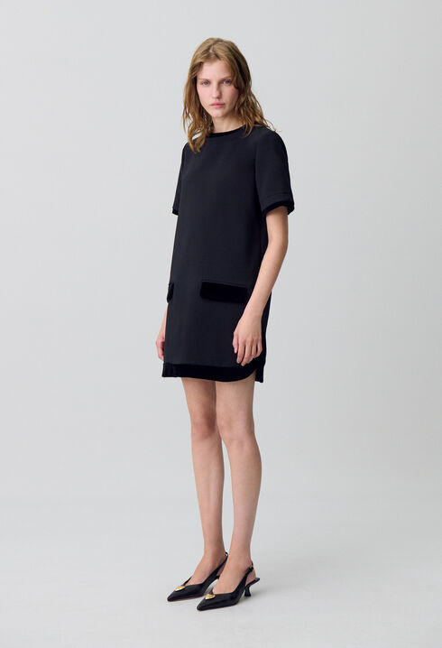 Kurzes Samtkleid