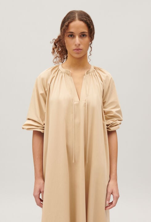 Langes Kleid Oversize Sand