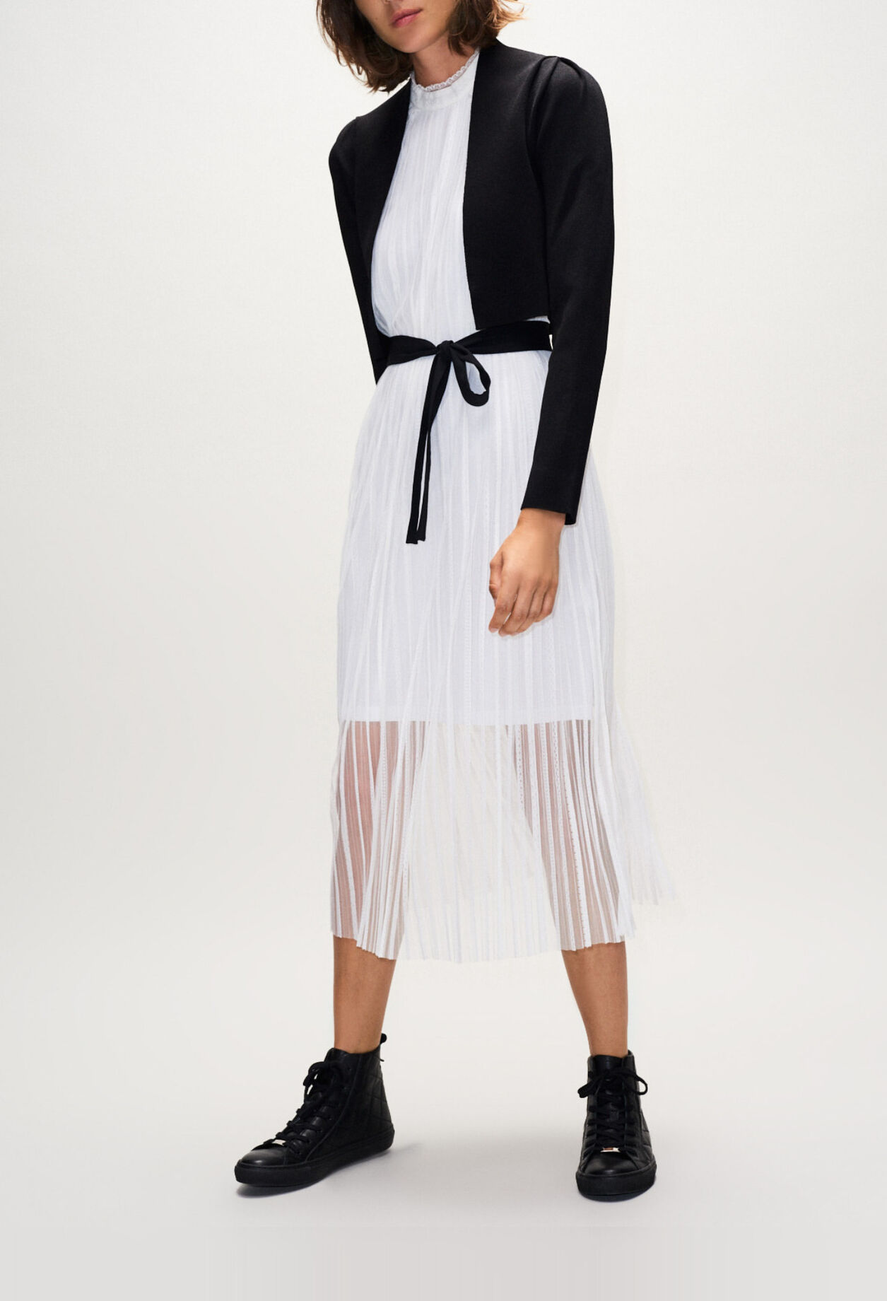 Kurzer Cardigan