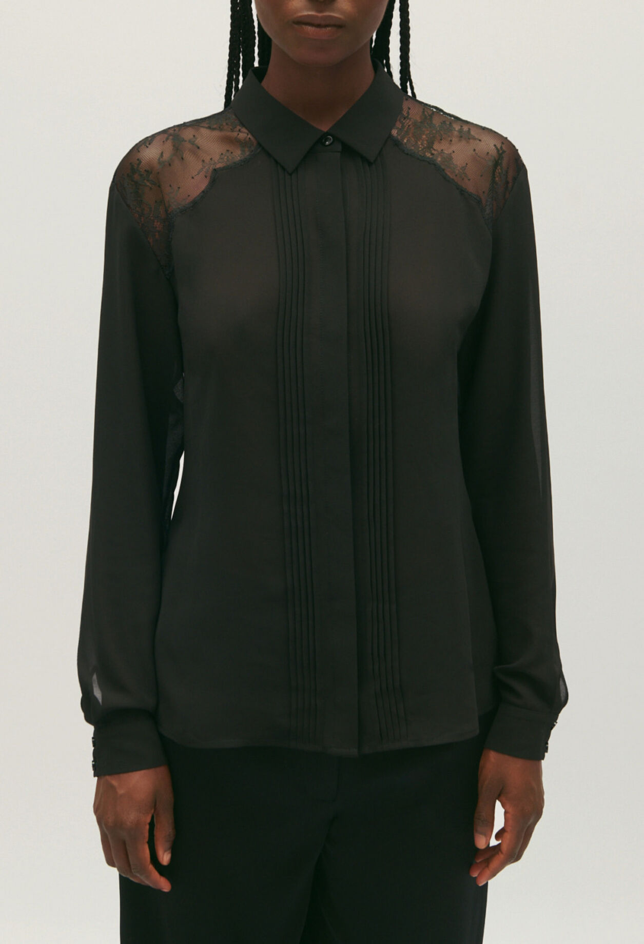 Schwarze Spitzenbluse