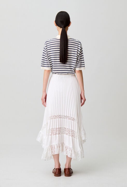 Faltenrock mit Blumenmuster