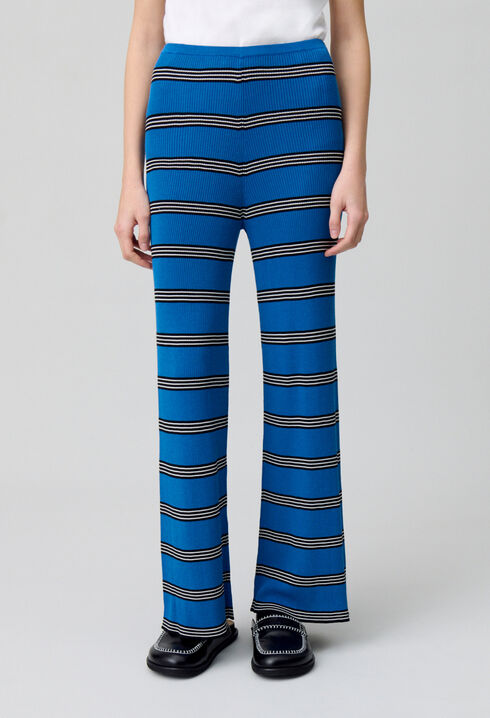 Schmale Hose aus feinem Strick
