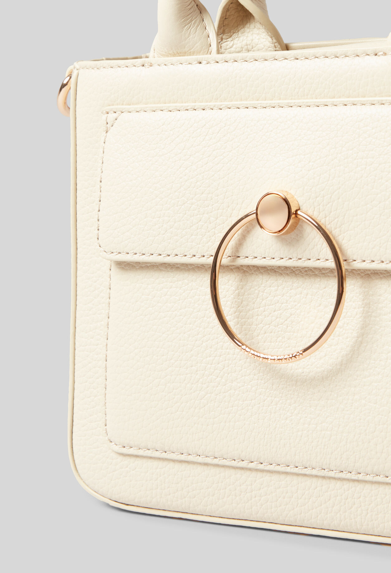 Anouck Tasche genarbtem Leder Kette