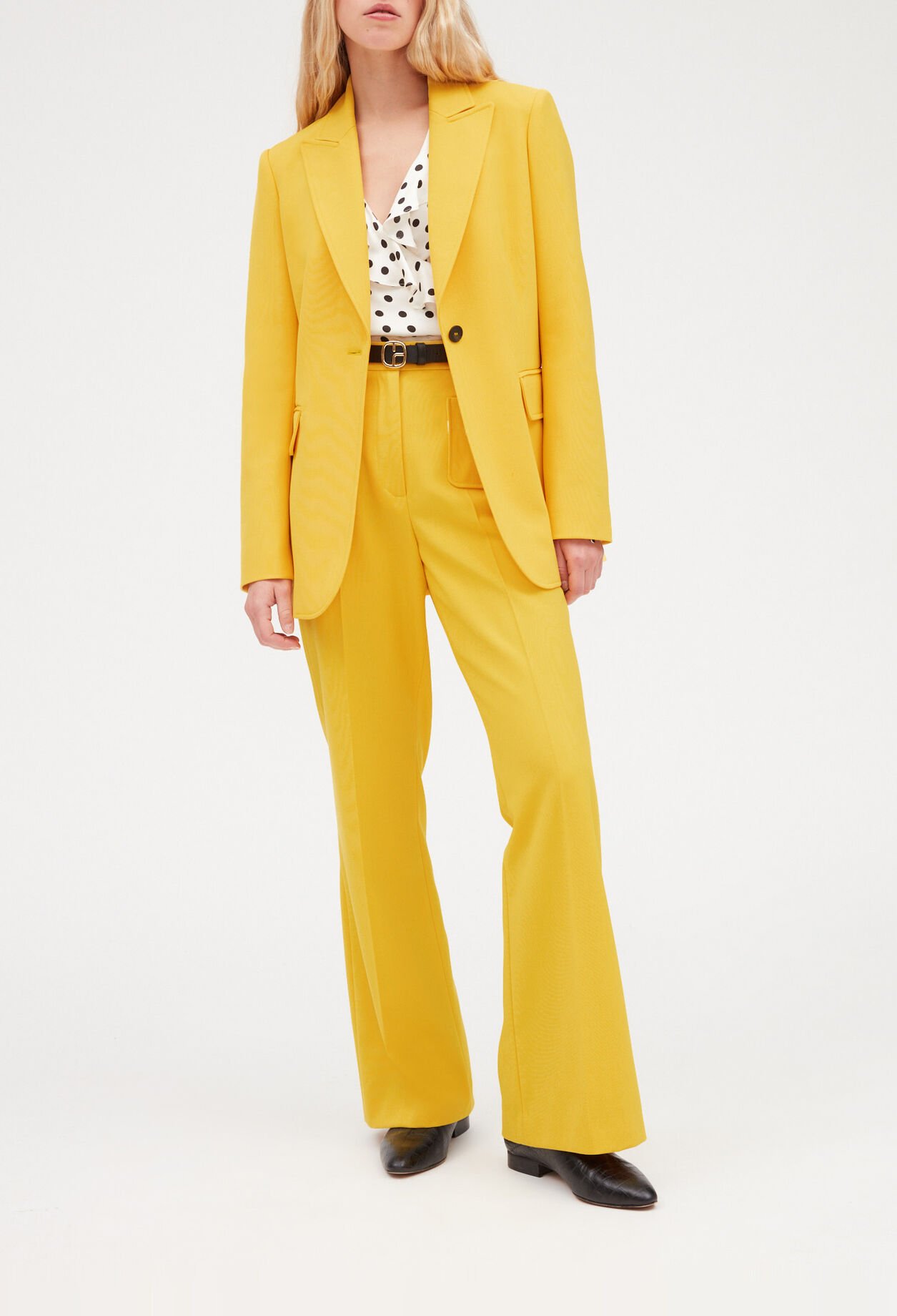 Kostümjacke, figurbetont