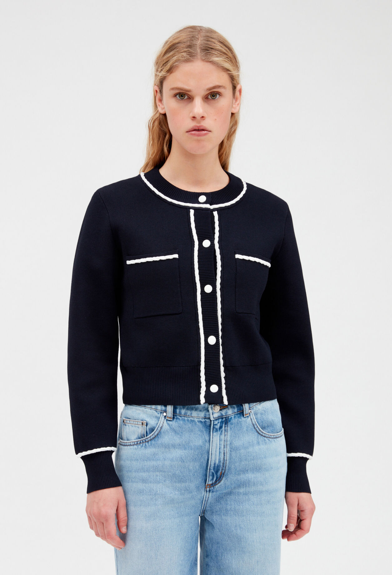 Cardigan mit geflochtenen Paspeln