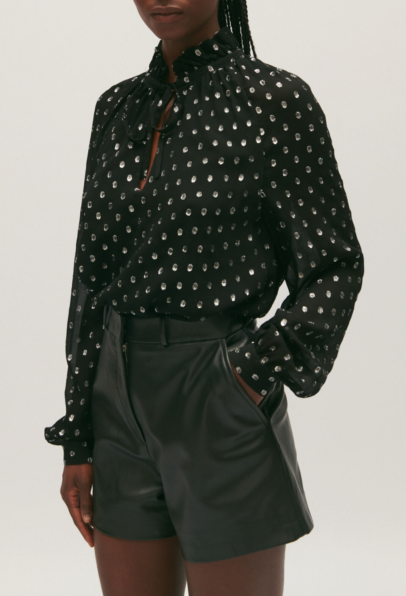 Bluse gepunktet schwarz Clearance