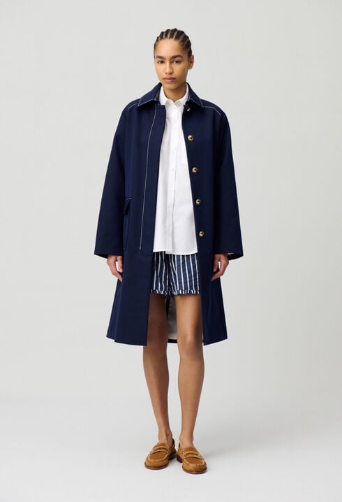 Mittellanger taillierter Trenchcoat