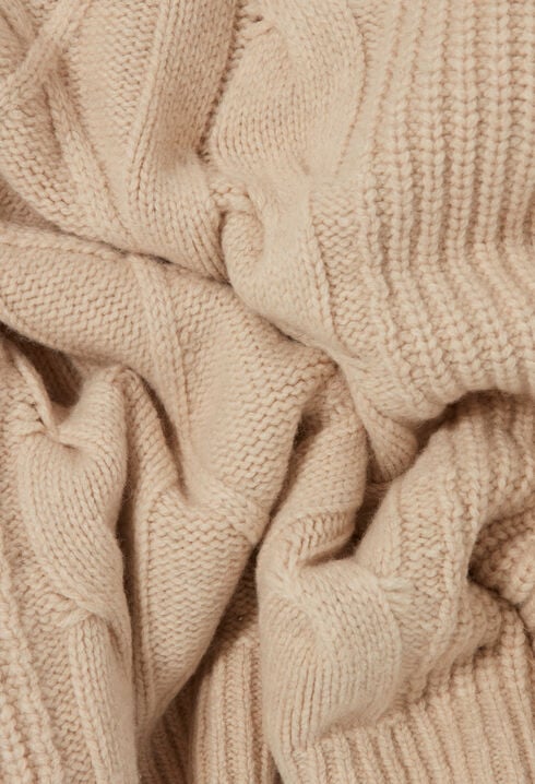 Weit geschnittener, dicker Pullover