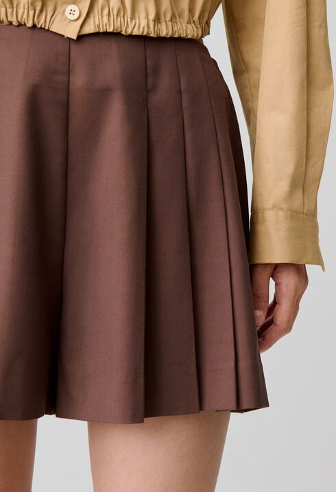 Weite Shorts mit geradem Schnitt