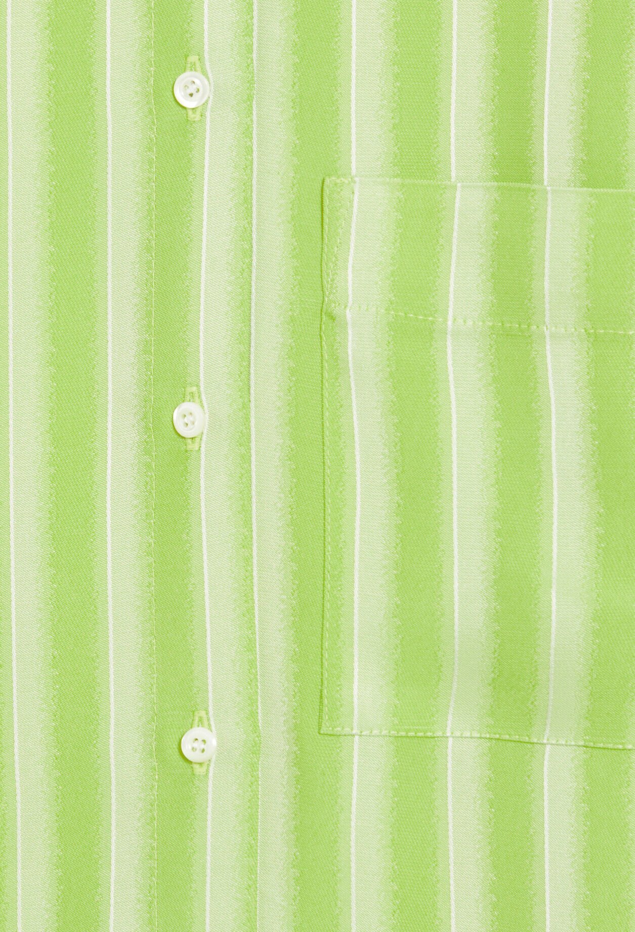 Fließende Hemdbluse mit Matcha-Streifen