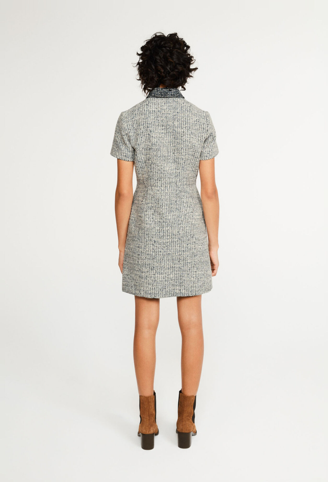 Enganliegendes Kleid