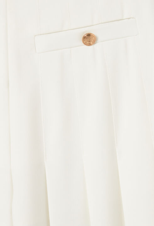 Weite Hose mit Falten