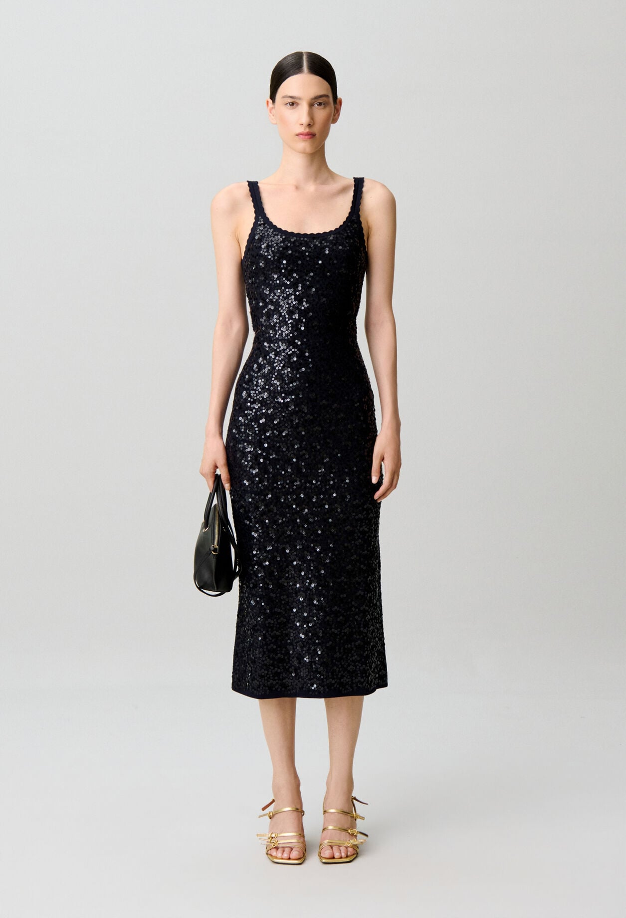Langes Strickkleid mit Pailletten
