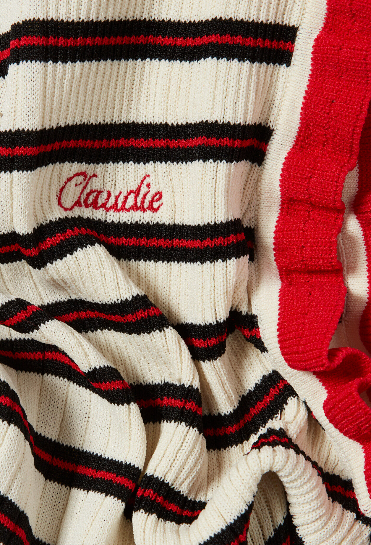 Gestreiftes Strickkleid mit Volants