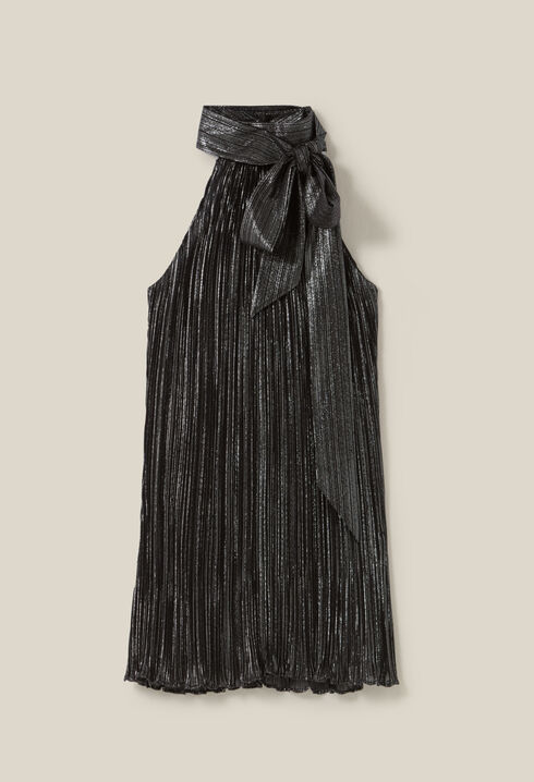 Kurzes silbernes Plissee-Kleid
