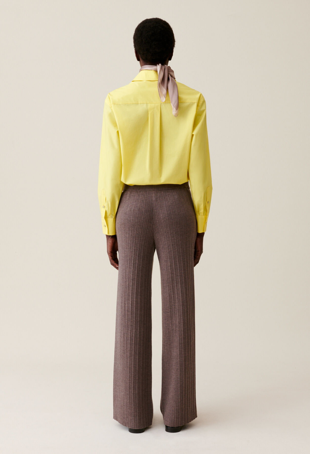 Ausgestellte Strickhose