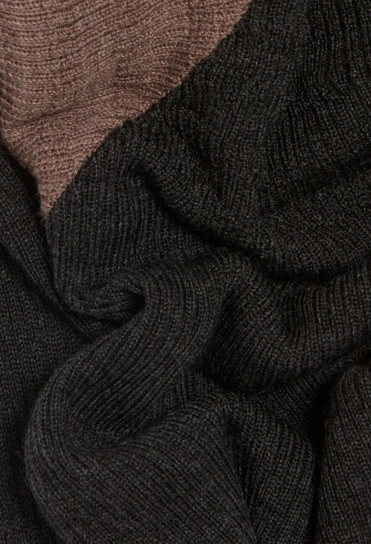 Gerippter Pullover, grau meliert