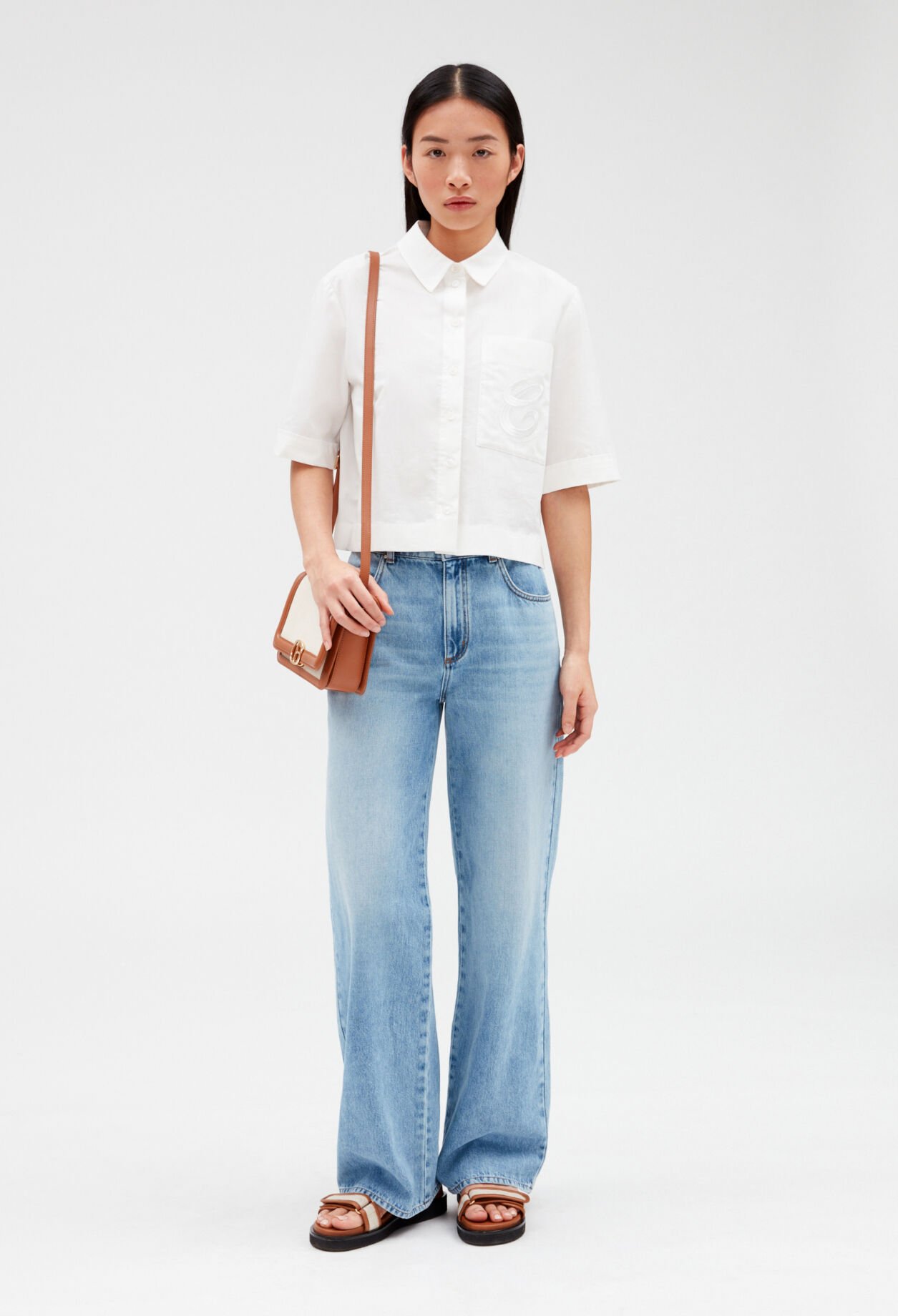 Kurze bestickte Bluse, ecru