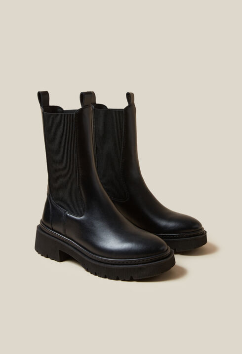 Chelsea-Boots aus schwarzem Leder