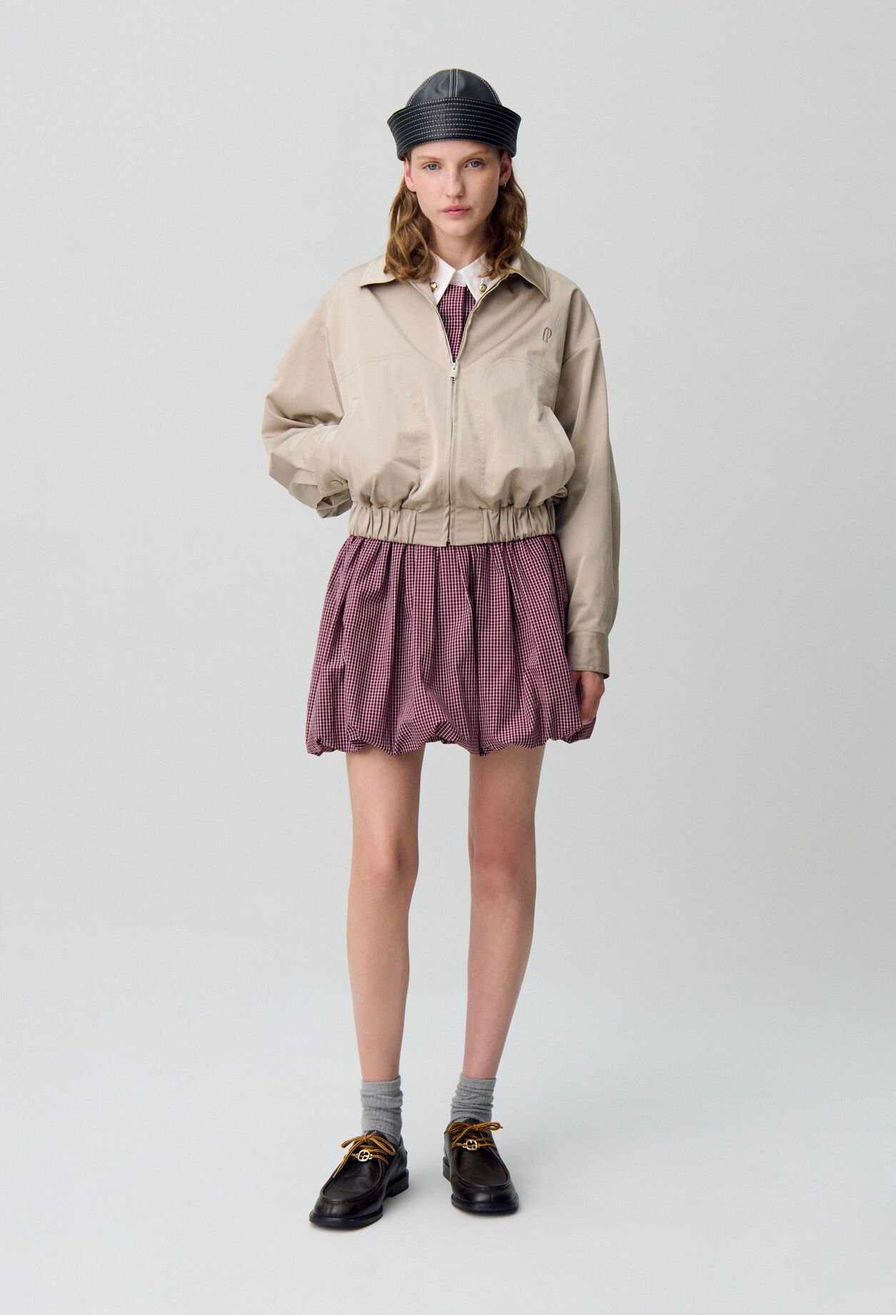 Übergroße Reißverschlussjacke