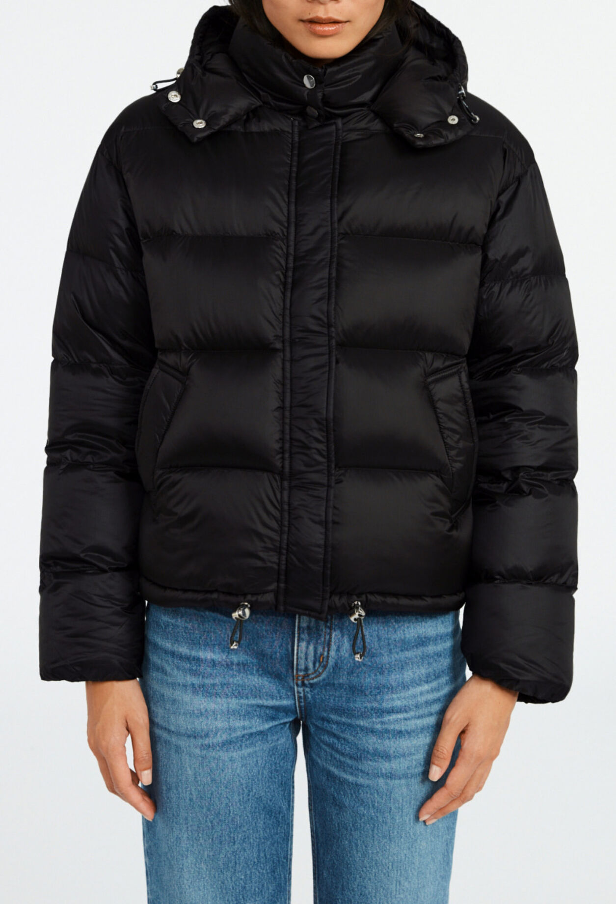 Wattierte Daunenjacke mit Kapuze