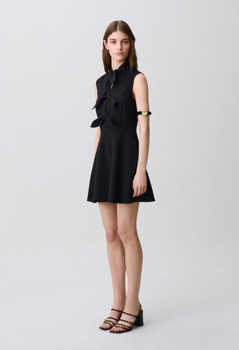 Kurzes Kleid, Schluppenkragen