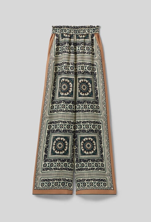 Weit fließende Druckhose