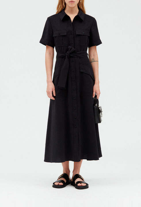 Flie&szlig;endes kurz&auml;rmeliges Midikleid 